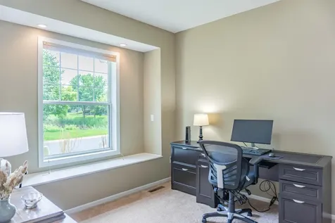 988 Daylily Drive Victoria MN 55386