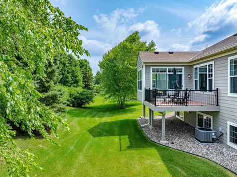 988 Daylily Drive Victoria MN 55386