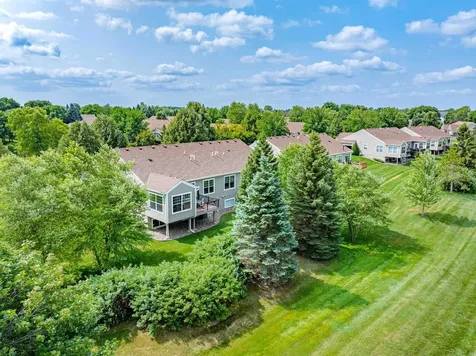 988 Daylily Drive Victoria MN 55386