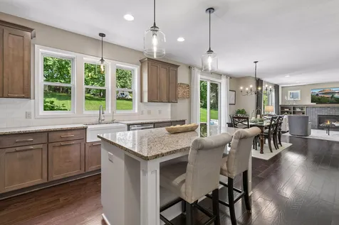 20352 Hampton Avenue Lakeville MN 55044