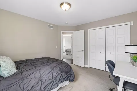 20352 Hampton Avenue Lakeville MN 55044