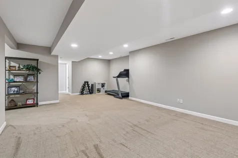 20352 Hampton Avenue Lakeville MN 55044