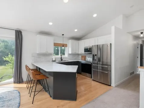 2464 River Bend Trail Mayer MN 55360