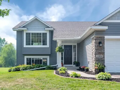 2464 River Bend Trail Mayer MN 55360