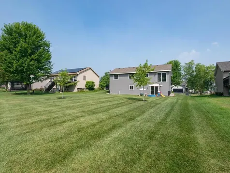 2464 River Bend Trail Mayer MN 55360