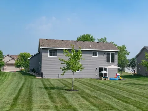 2464 River Bend Trail Mayer MN 55360