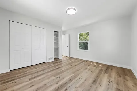 621 White Bear Avenue N Saint Paul MN 55106