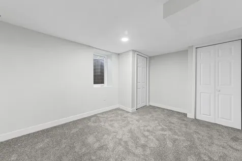 621 White Bear Avenue N Saint Paul MN 55106
