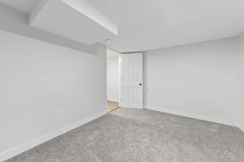 621 White Bear Avenue N Saint Paul MN 55106