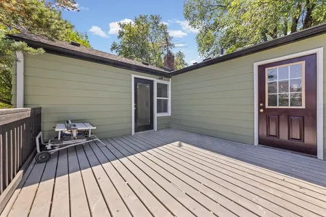 621 White Bear Avenue N Saint Paul MN 55106