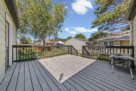 621 White Bear Avenue N Saint Paul MN 55106