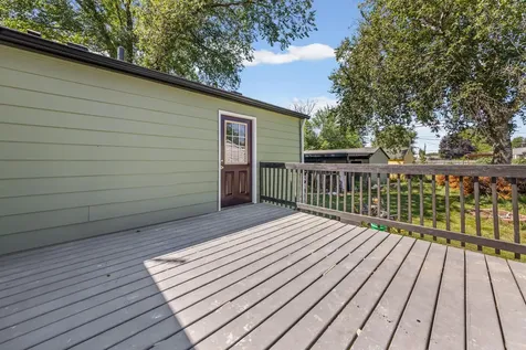 621 White Bear Avenue N Saint Paul MN 55106