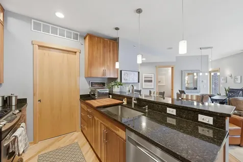 350 Main Street N Stillwater MN 55082