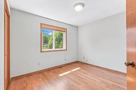 25706 18th Street W Zimmerman MN 55398