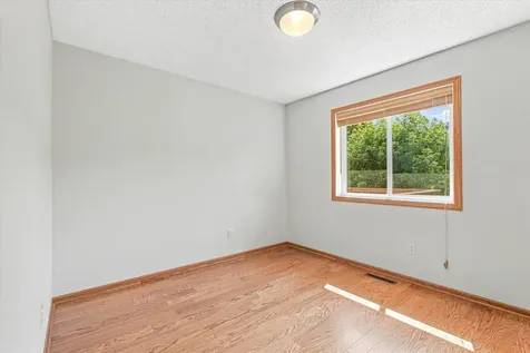 25706 18th Street W Zimmerman MN 55398