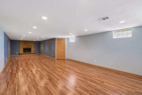 6718 36th Avenue N Crystal MN 55427