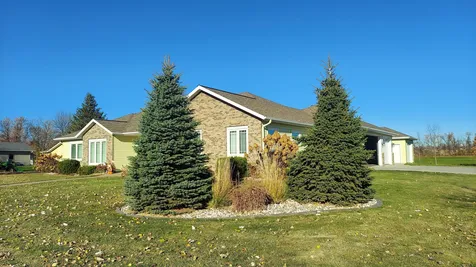412 5th Avenue SE Hillsboro ND 58045