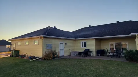 412 5th Avenue SE Hillsboro ND 58045