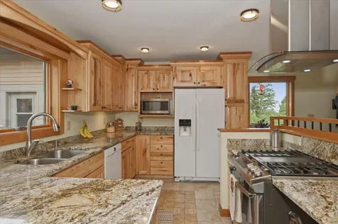 828 Slater Drive Beaver Bay MN 55614