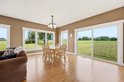 16305 57th Street SE Kindred ND 58051
