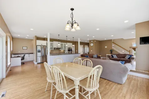 16305 57th Street SE Kindred ND 58051