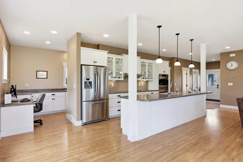 16305 57th Street SE Kindred ND 58051
