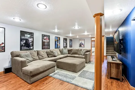 8758 Hamlet Avenue S Cottage Grove MN 55016