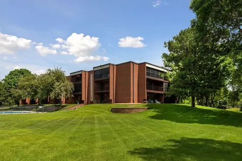 1800 Riverwood Drive Burnsville MN 55337