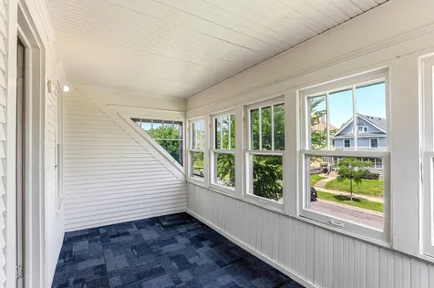 884 Iglehart Avenue Saint Paul MN 55104
