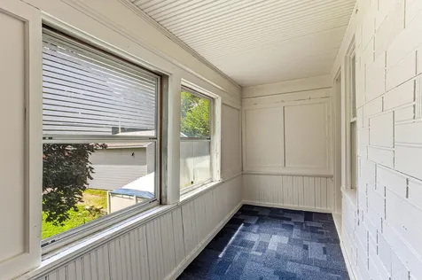 884 Iglehart Avenue Saint Paul MN 55104