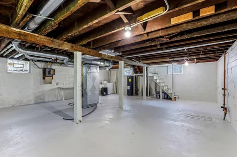 884 Iglehart Avenue Saint Paul MN 55104