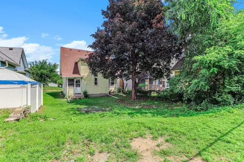 884 Iglehart Avenue Saint Paul MN 55104
