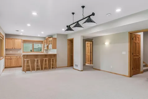 4130 Empire Lane N Plymouth MN 55446