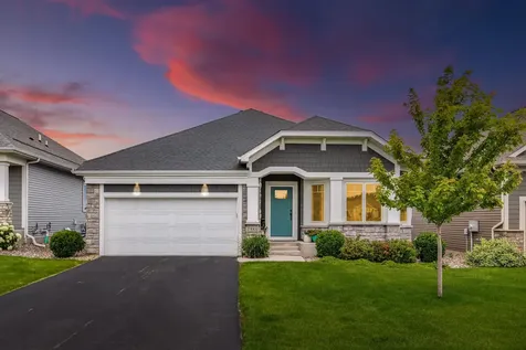 1888 Oakpointe Drive Waconia MN 55387