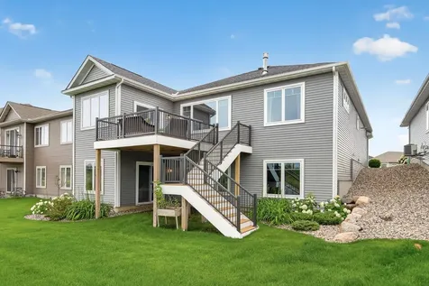 1888 Oakpointe Drive Waconia MN 55387