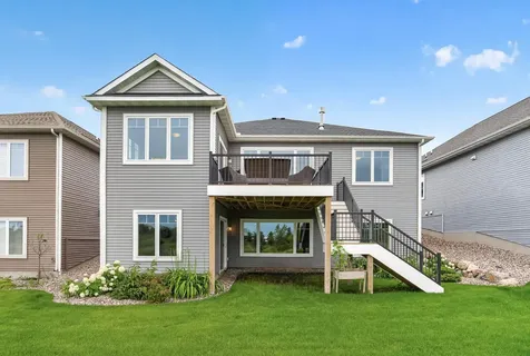 1888 Oakpointe Drive Waconia MN 55387