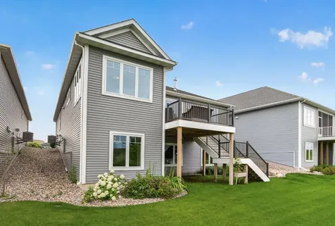1888 Oakpointe Drive Waconia MN 55387