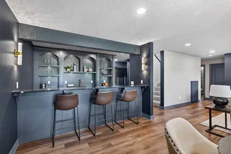 1888 Oakpointe Drive Waconia MN 55387