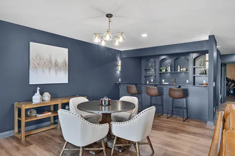 1888 Oakpointe Drive Waconia MN 55387