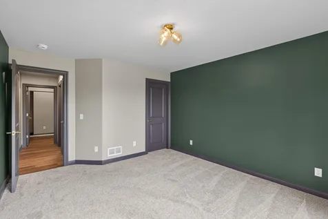 1888 Oakpointe Drive Waconia MN 55387