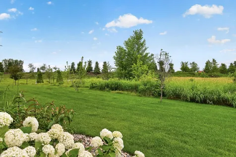 1888 Oakpointe Drive Waconia MN 55387