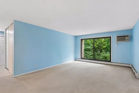 1887 Silver Bell Road Eagan MN 55122