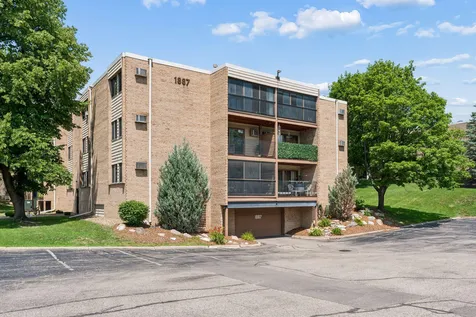 1887 Silver Bell Road Eagan MN 55122