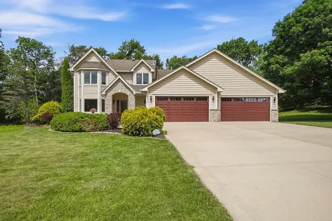 18615 Kanabec Trail Lakeville MN 55044