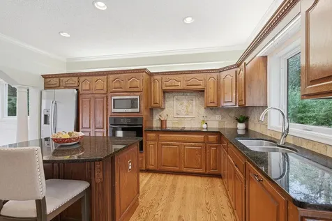 18615 Kanabec Trail Lakeville MN 55044