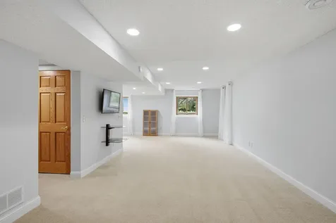 18615 Kanabec Trail Lakeville MN 55044