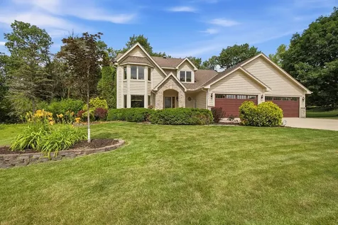18615 Kanabec Trail Lakeville MN 55044