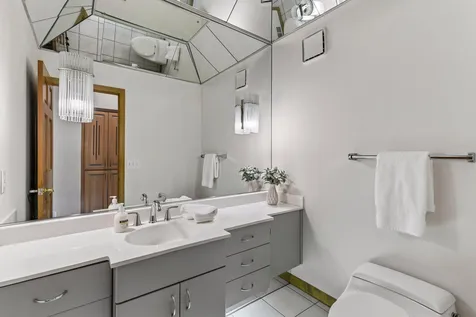 3435 Oakton Drive Minnetonka MN 55305