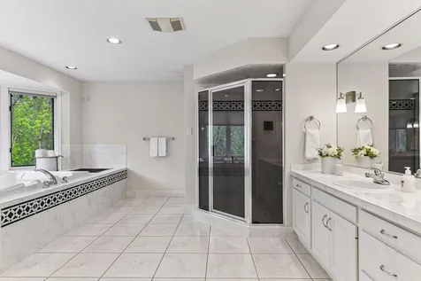 3435 Oakton Drive Minnetonka MN 55305