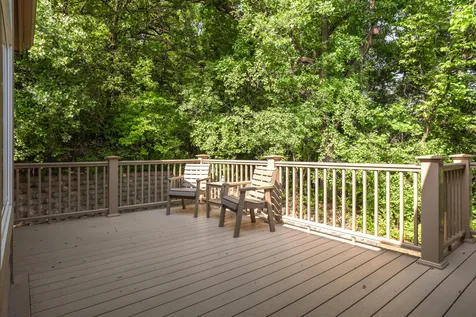 7081 Crowne Oak Road Eden Prairie MN 55344